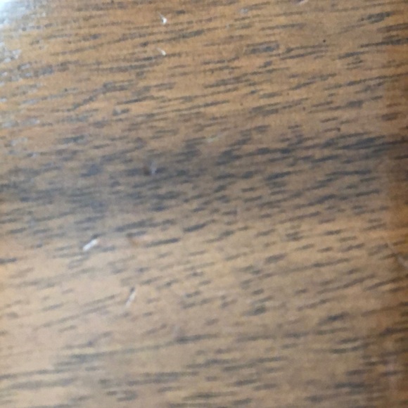 Meet your Posher, Lisa - Picture 1 of 1